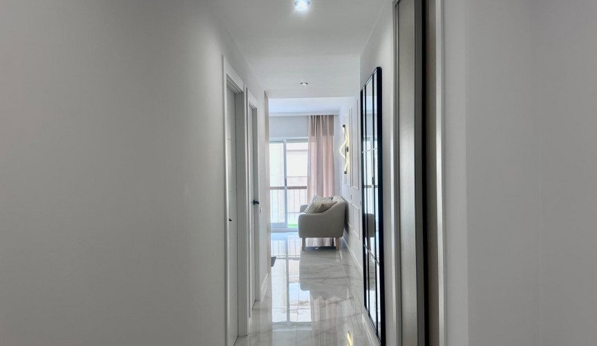 Reventa - Apartment -
Torrevieja - Estacion De Autobuses