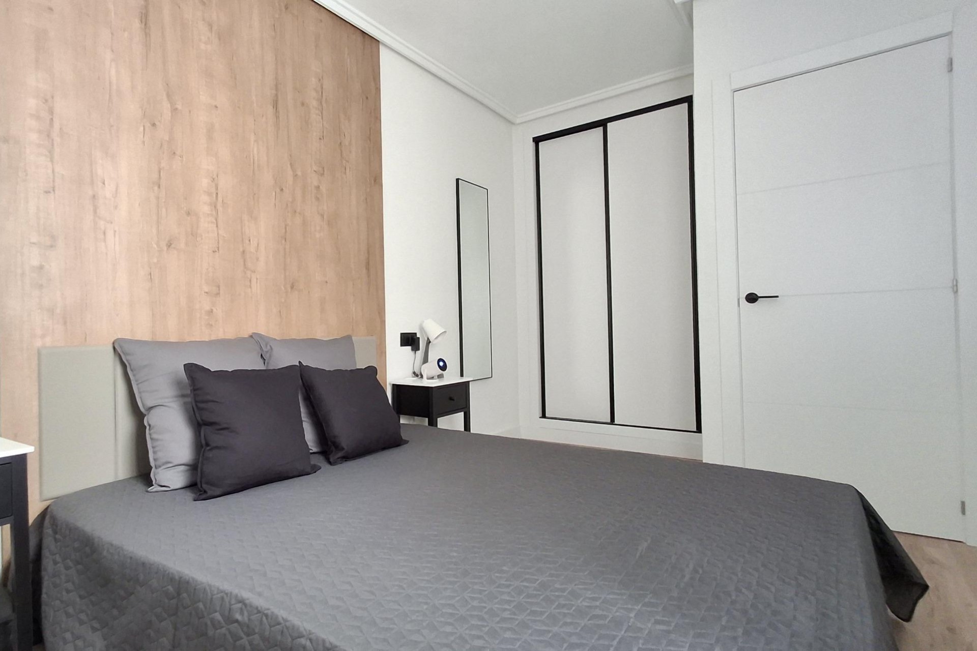 Reventa - Apartment -
Torrevieja - Estacion De Autobuses