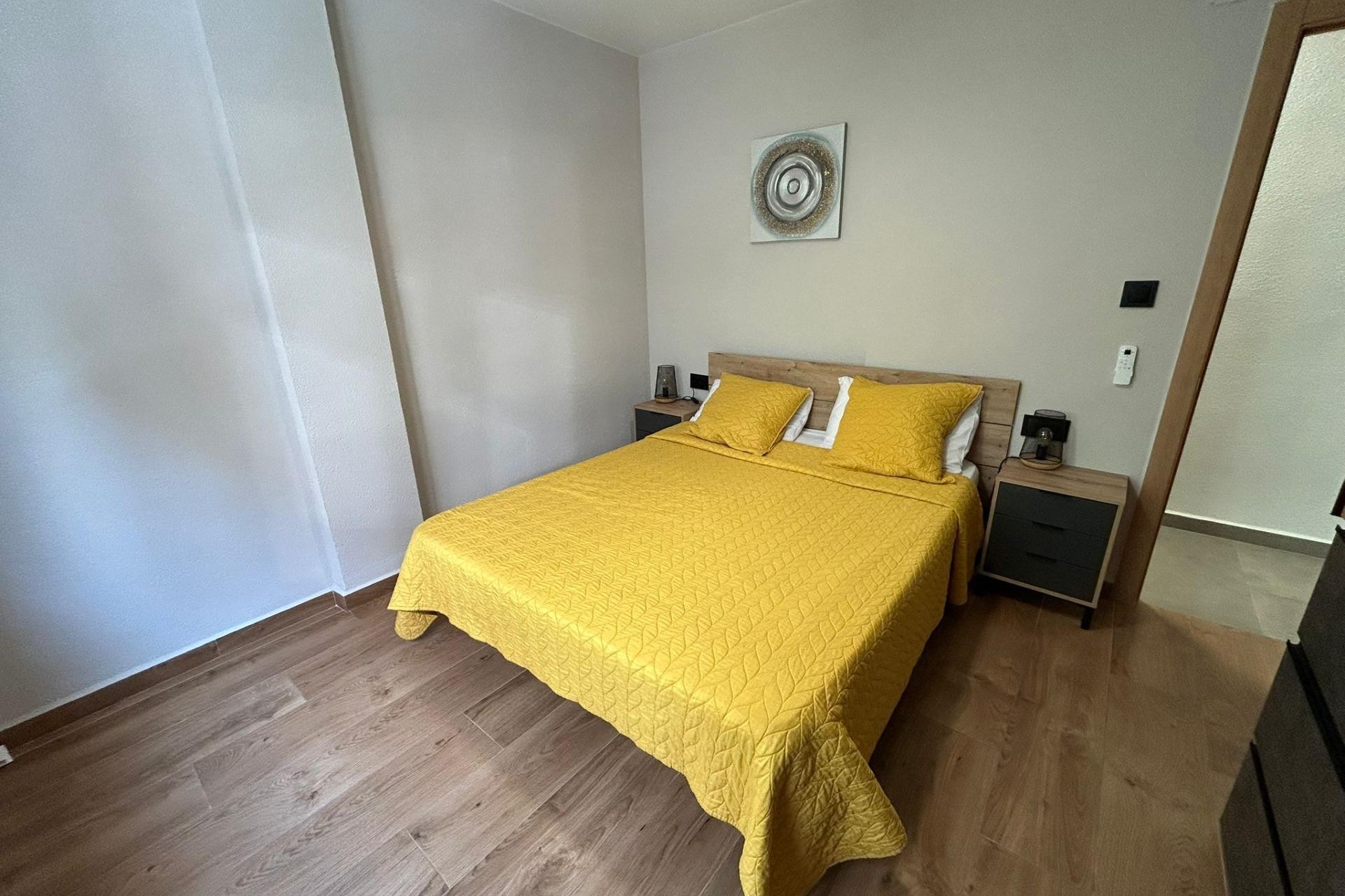 Reventa - Apartment -
Torrevieja - Estacion De Autobuses