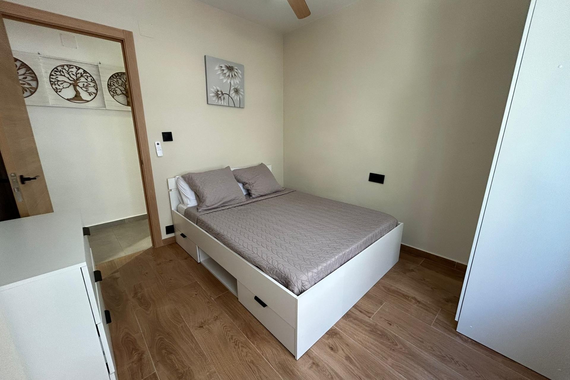 Reventa - Apartment -
Torrevieja - Estacion De Autobuses