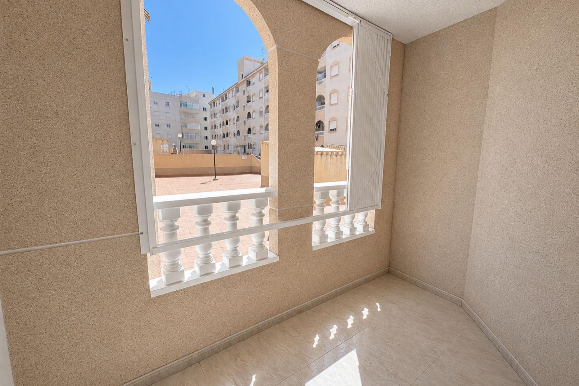 Reventa - Apartment -
Torrevieja - Estacion De Autobuses