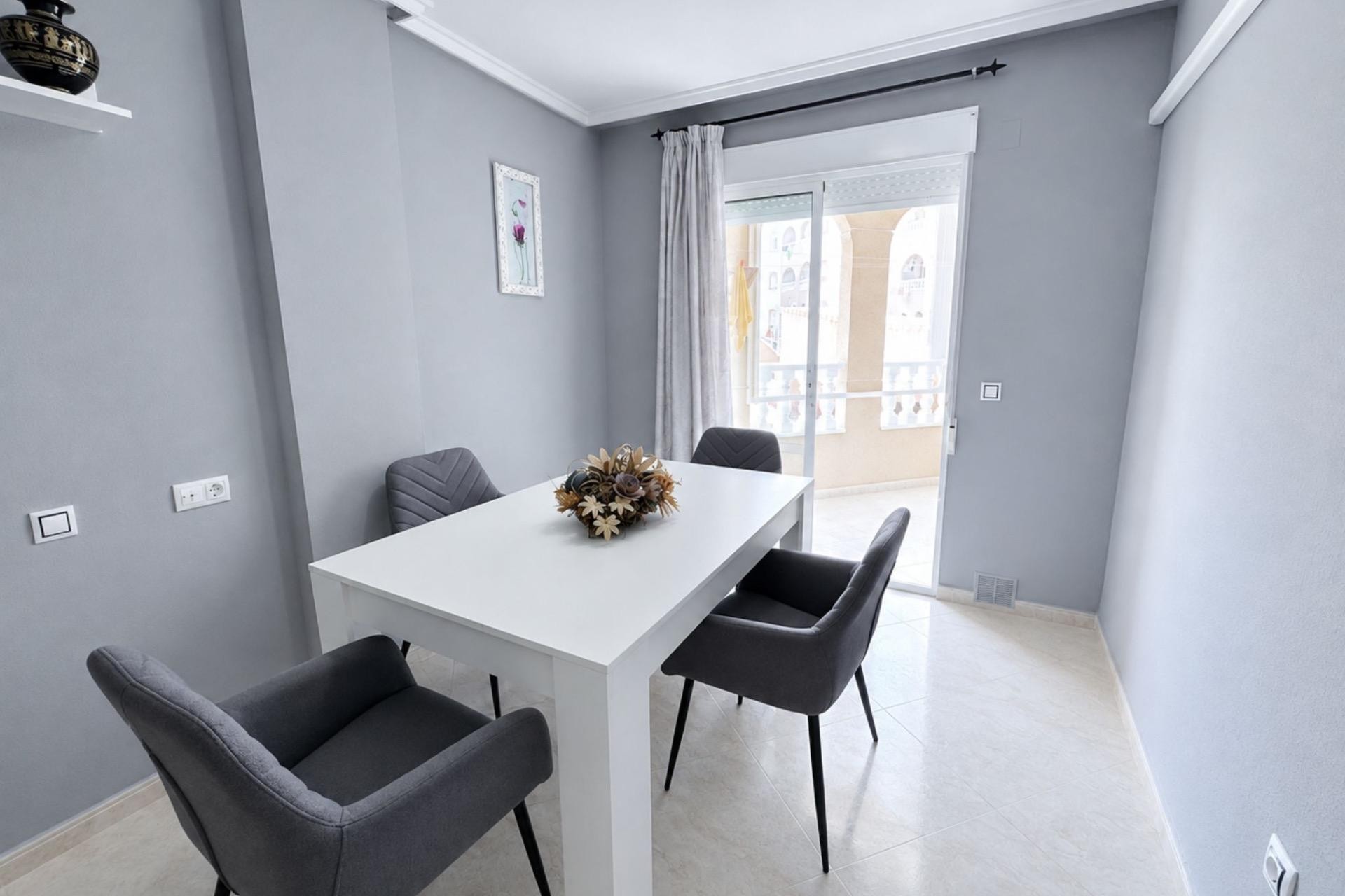 Reventa - Apartment -
Torrevieja - Estacion De Autobuses