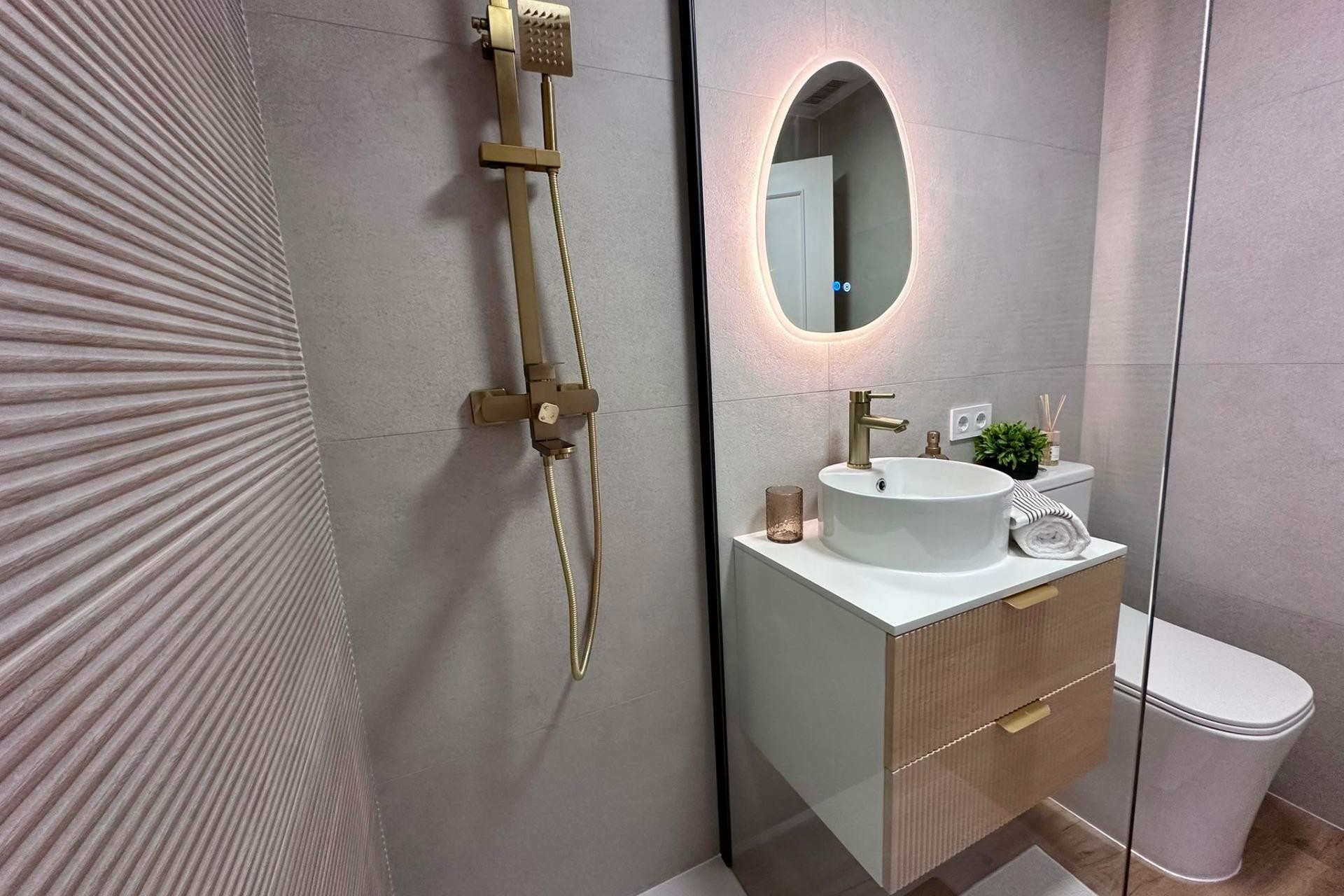 Reventa - Apartment -
Torrevieja - Habaneras