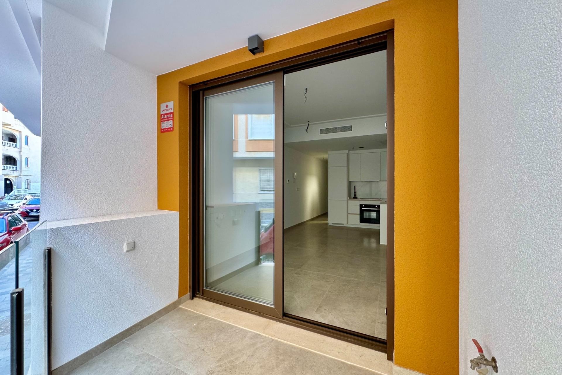 Reventa - Apartment -
Torrevieja - Habaneras
