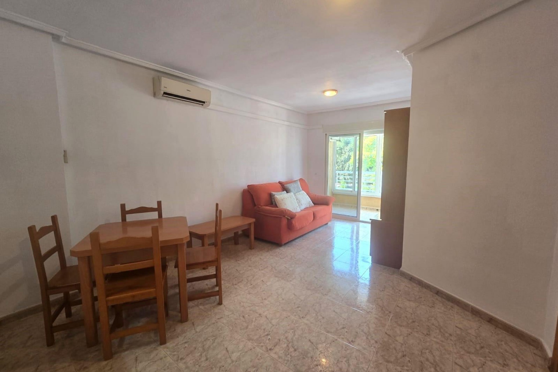 Reventa - Apartment -
Torrevieja - Habaneras
