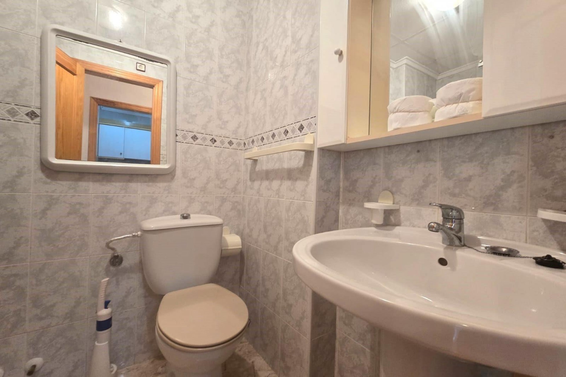 Reventa - Apartment -
Torrevieja - Habaneras