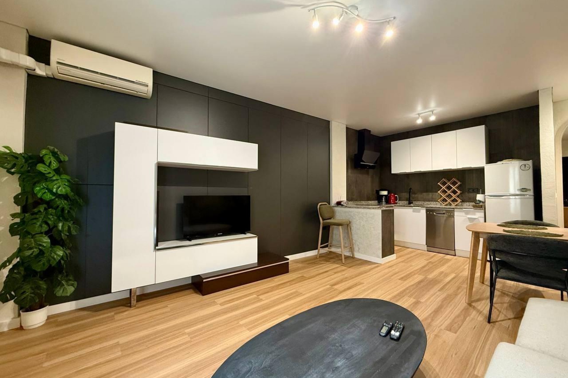 Reventa - Apartment -
Torrevieja - Habaneras