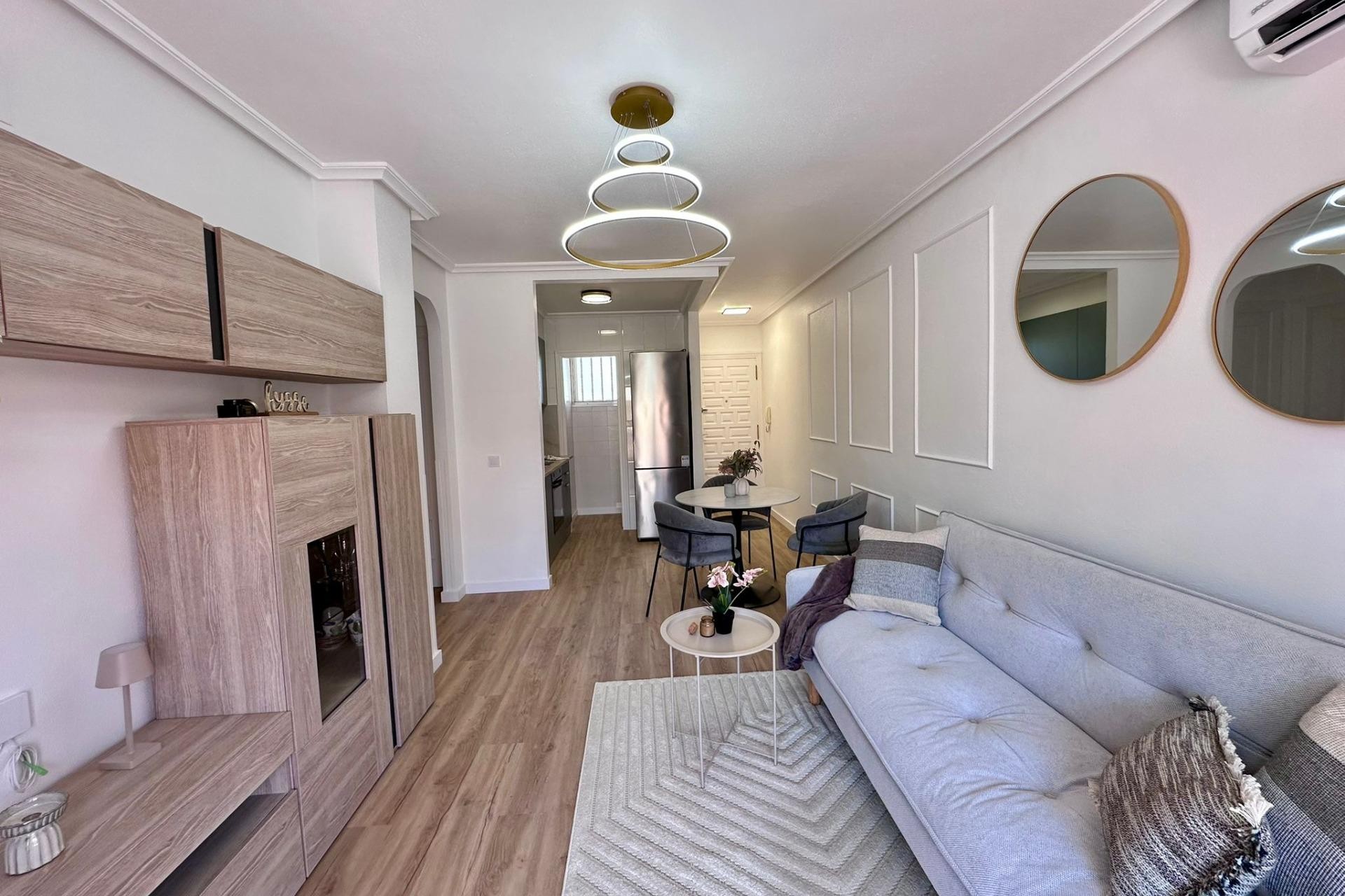 Reventa - Apartment -
Torrevieja - Habaneras
