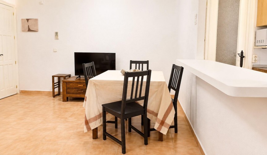 Reventa - Apartment -
Torrevieja - Habaneras