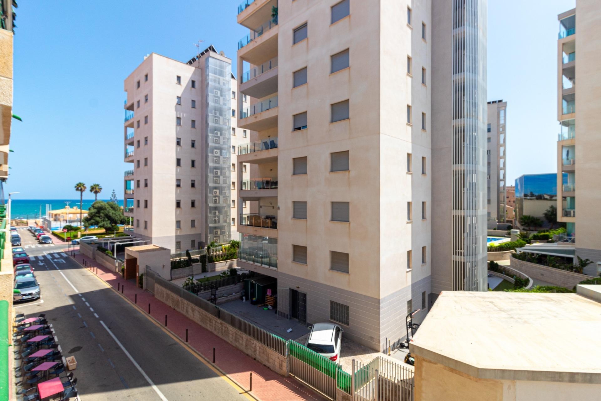 Reventa - Apartment -
Torrevieja - La Mata Pueblo