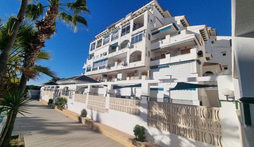 Reventa - Apartment -
Torrevieja - La Mata