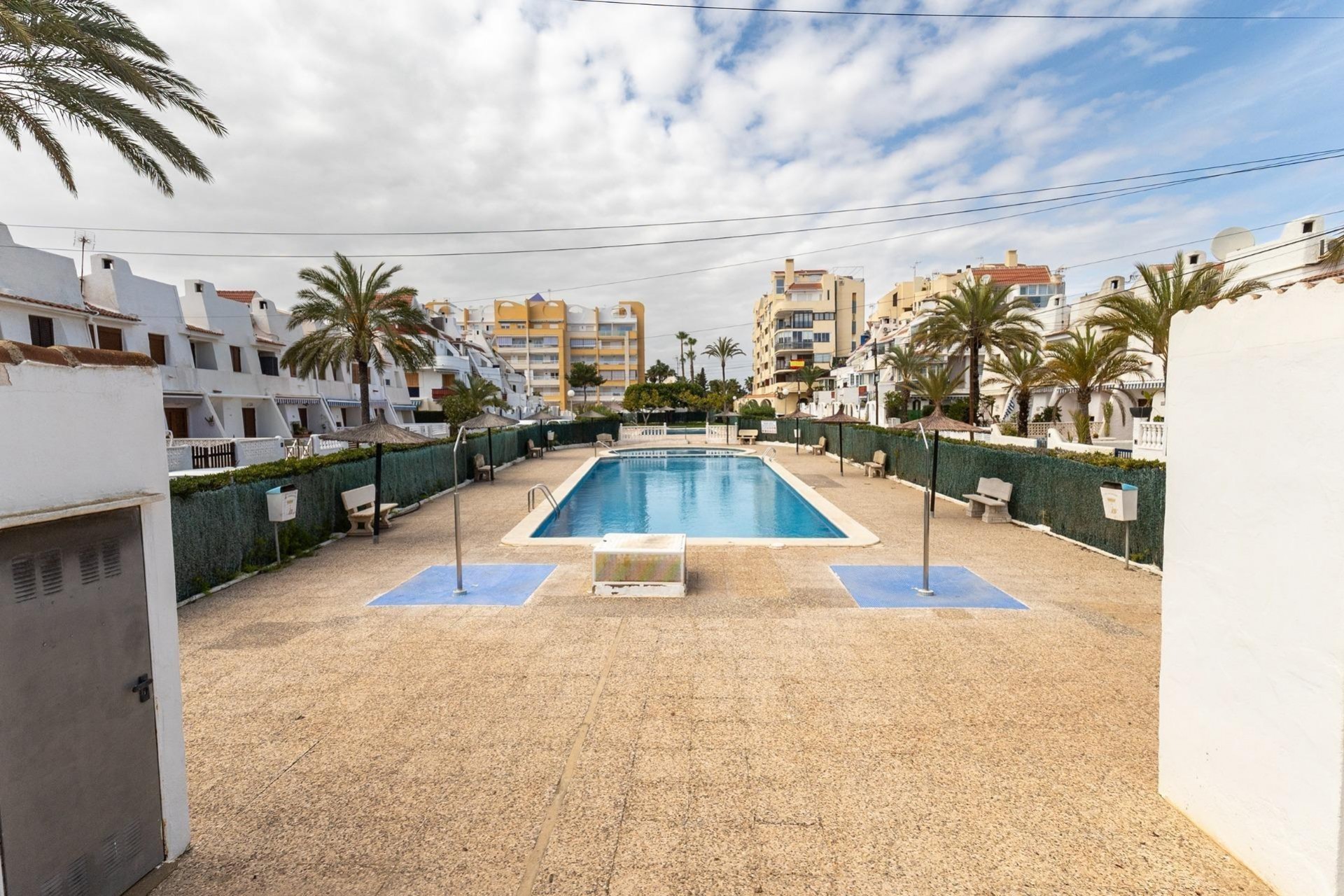 Reventa - Apartment -
Torrevieja - La Veleta