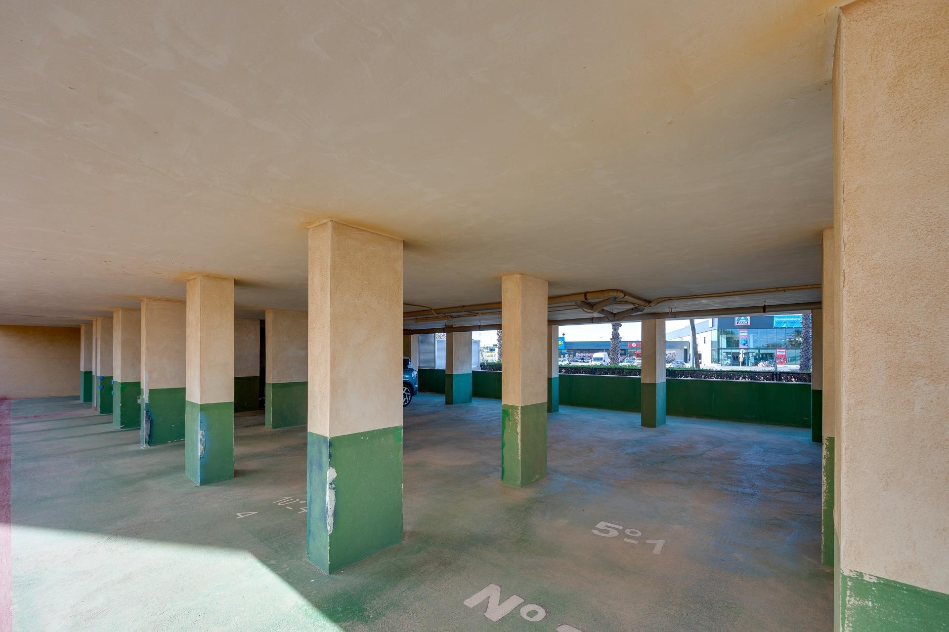 Reventa - Apartment -
Torrevieja - La Veleta