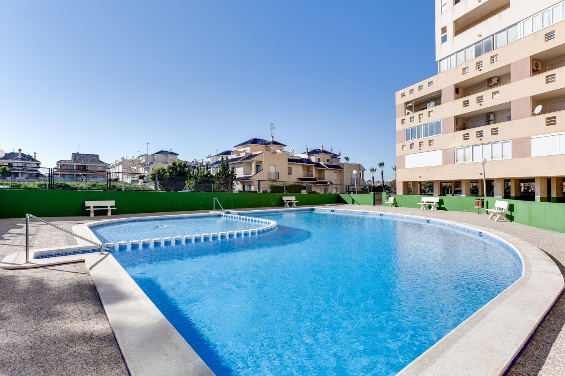 Reventa - Apartment -
Torrevieja - La Veleta