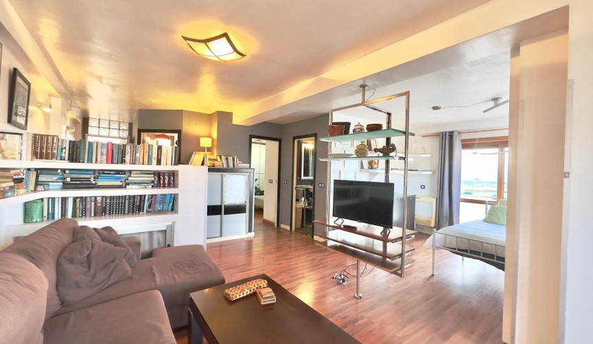 Reventa - Apartment -
Torrevieja - La Veleta