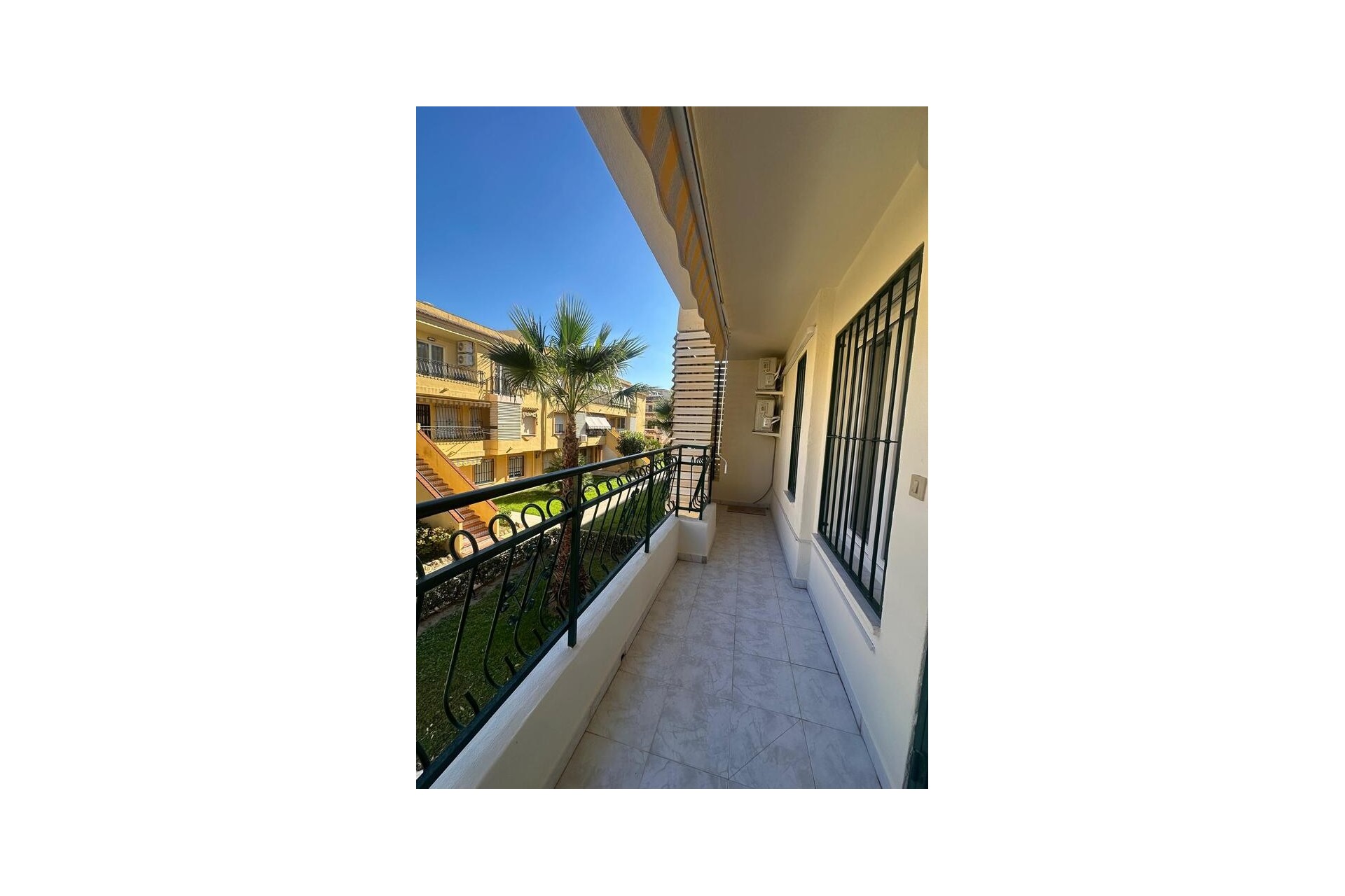 Reventa - Apartment -
Torrevieja - La Veleta