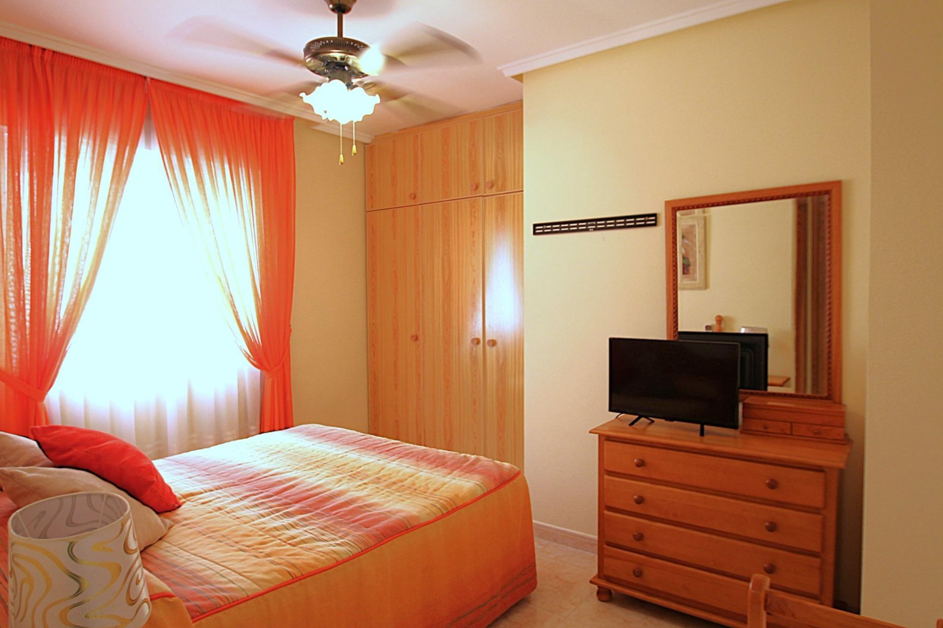 Reventa - Apartment -
Torrevieja - Las Piscinas Naturales