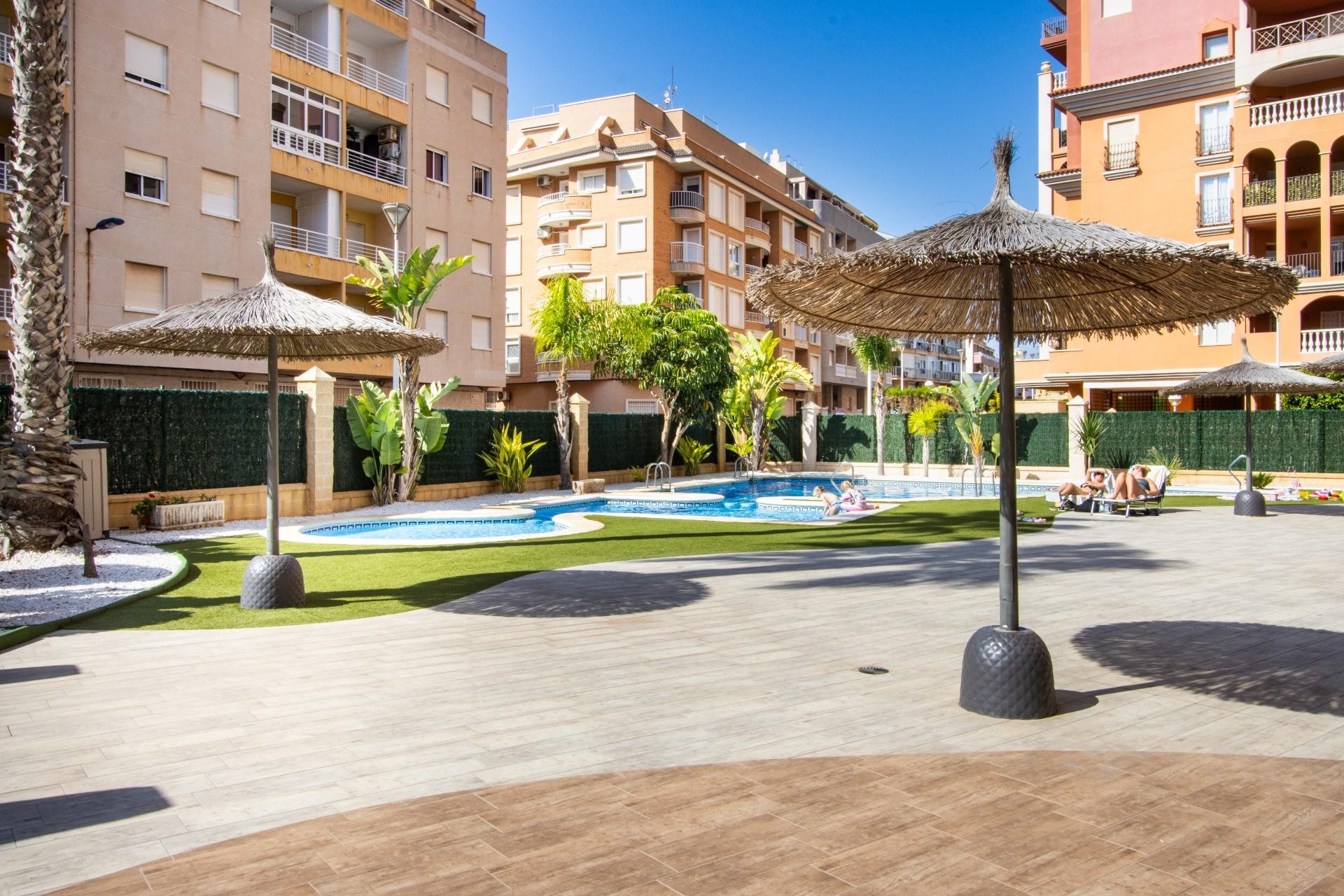 Reventa - Apartment -
Torrevieja - Los Frutales