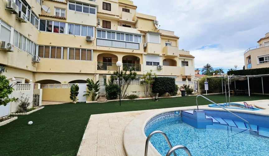 Reventa - Apartment -
Torrevieja - Nueva Torrevieja