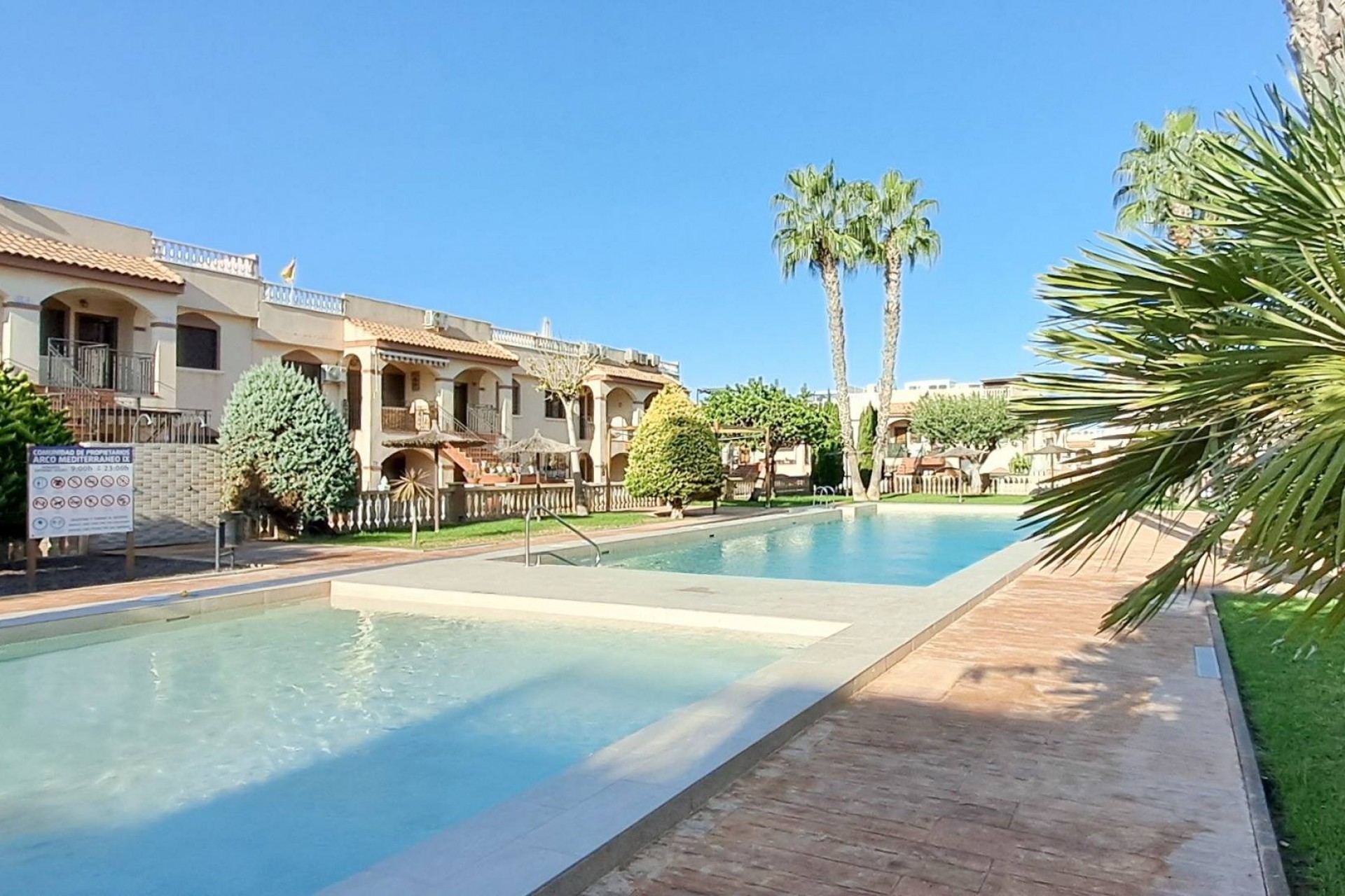 Reventa - Apartment -
Torrevieja - Parque Acuático - Sector 25