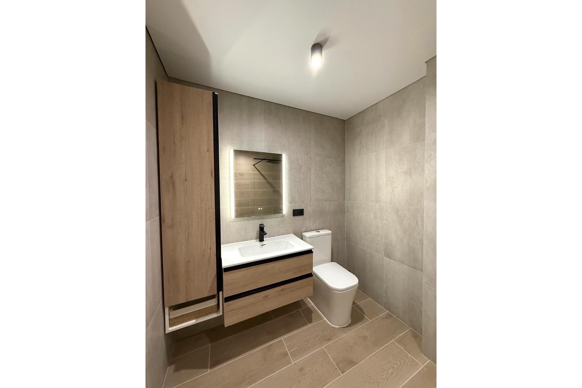 Reventa - Apartment -
Torrevieja - Paseo Maritimo