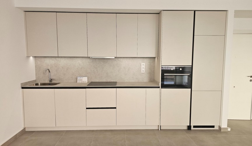 Reventa - Apartment -
Torrevieja - Paseo Maritimo