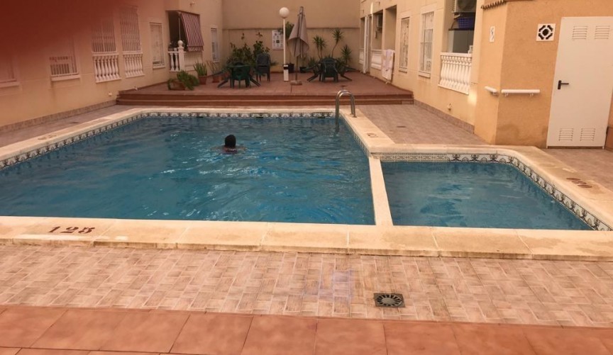 Reventa - Apartment -
Torrevieja - Playa de los Locos