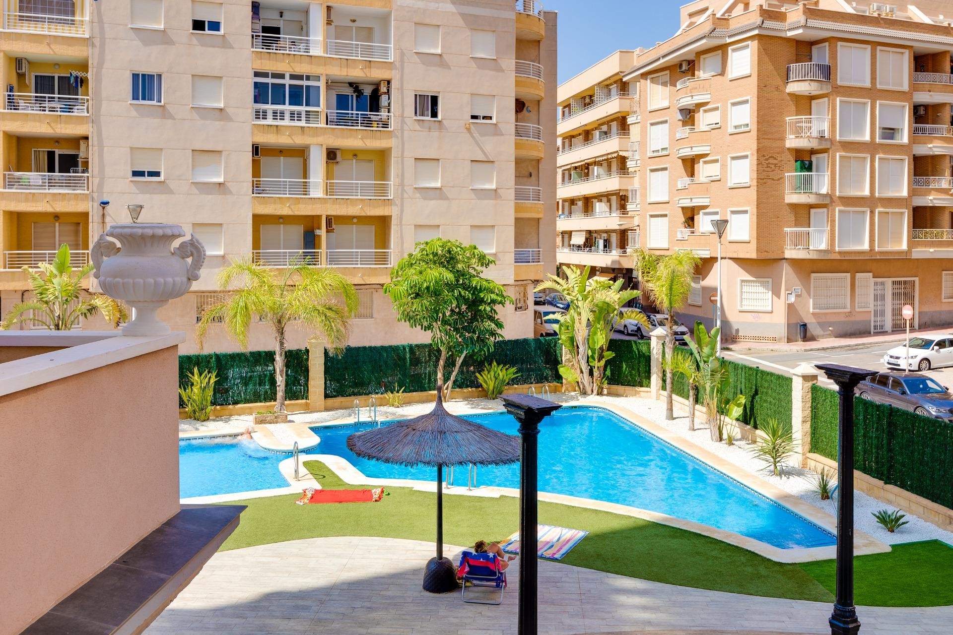 Reventa - Apartment -
Torrevieja - Playa de los Locos