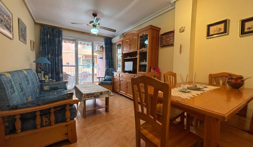 Reventa - Apartment -
Torrevieja - Playa de los Locos