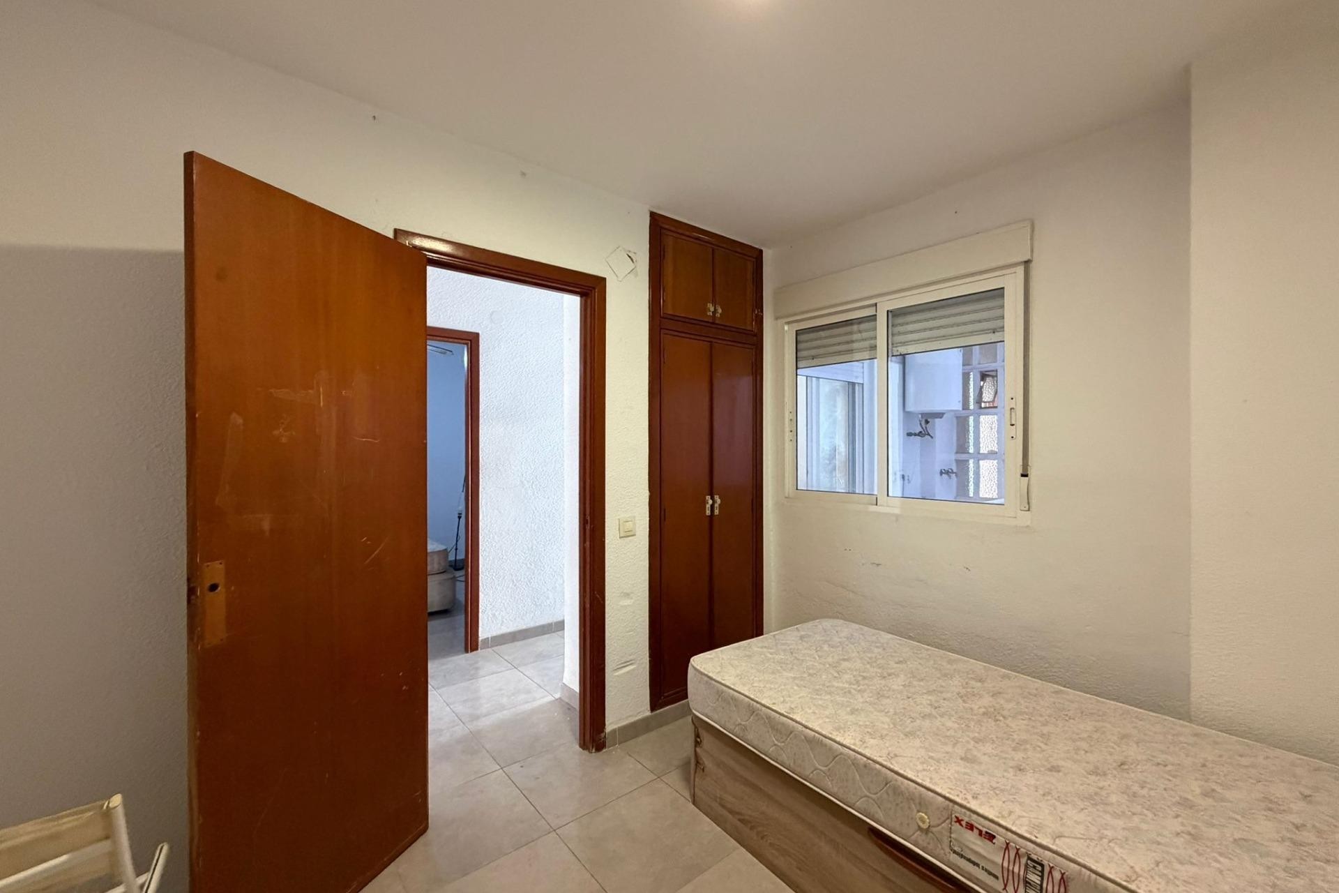 Reventa - Apartment -
Torrevieja - Playa de los Locos