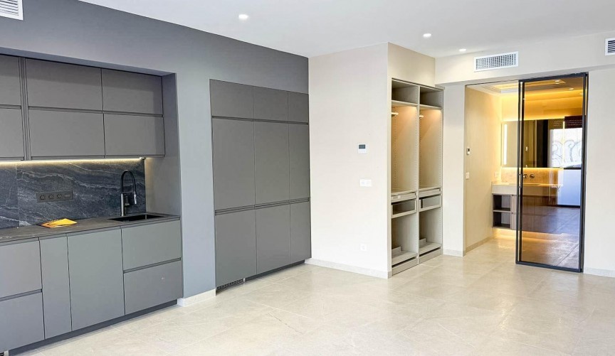 Reventa - Apartment -
Torrevieja - Playa de los Locos