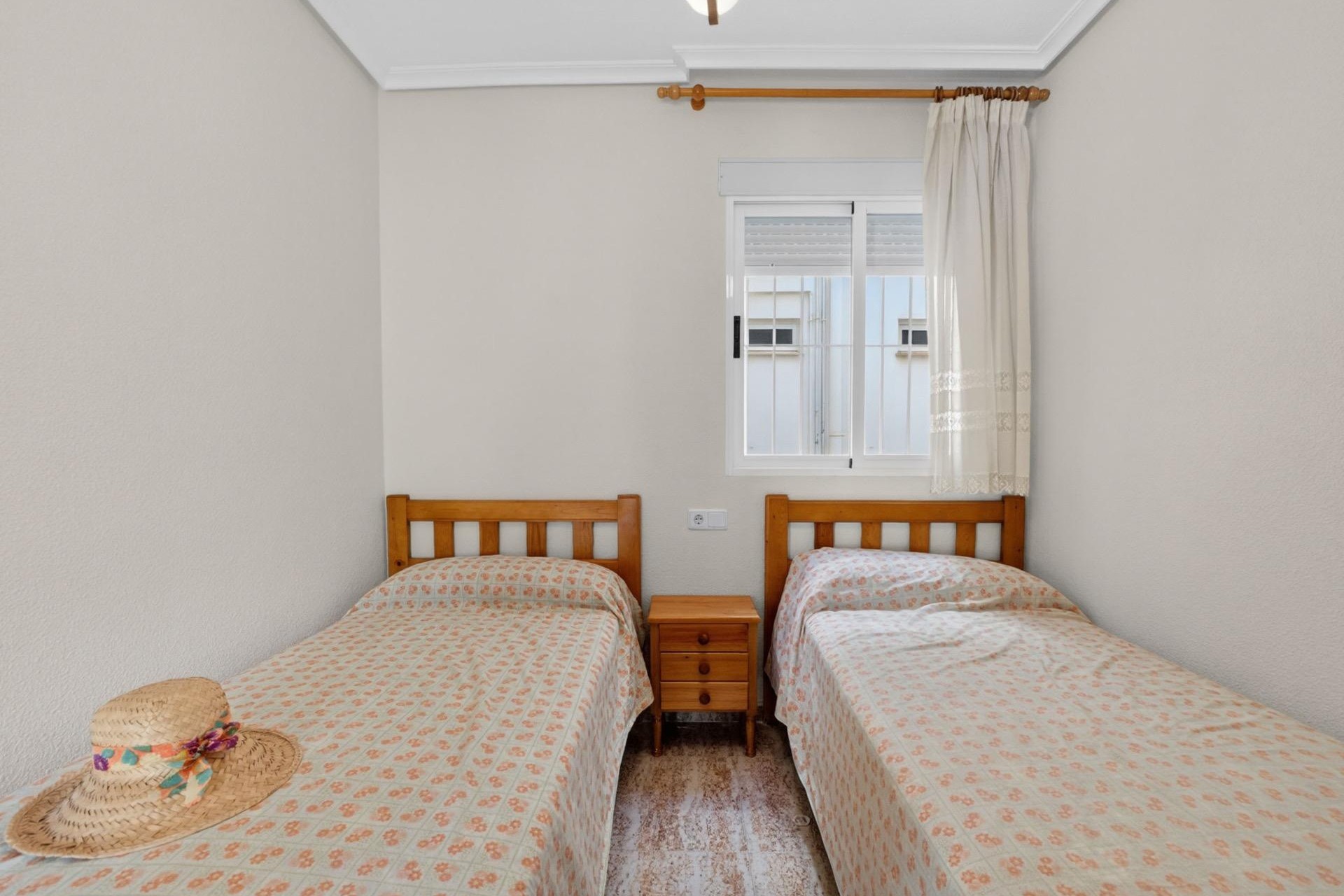 Reventa - Apartment -
Torrevieja - Playa de los Locos