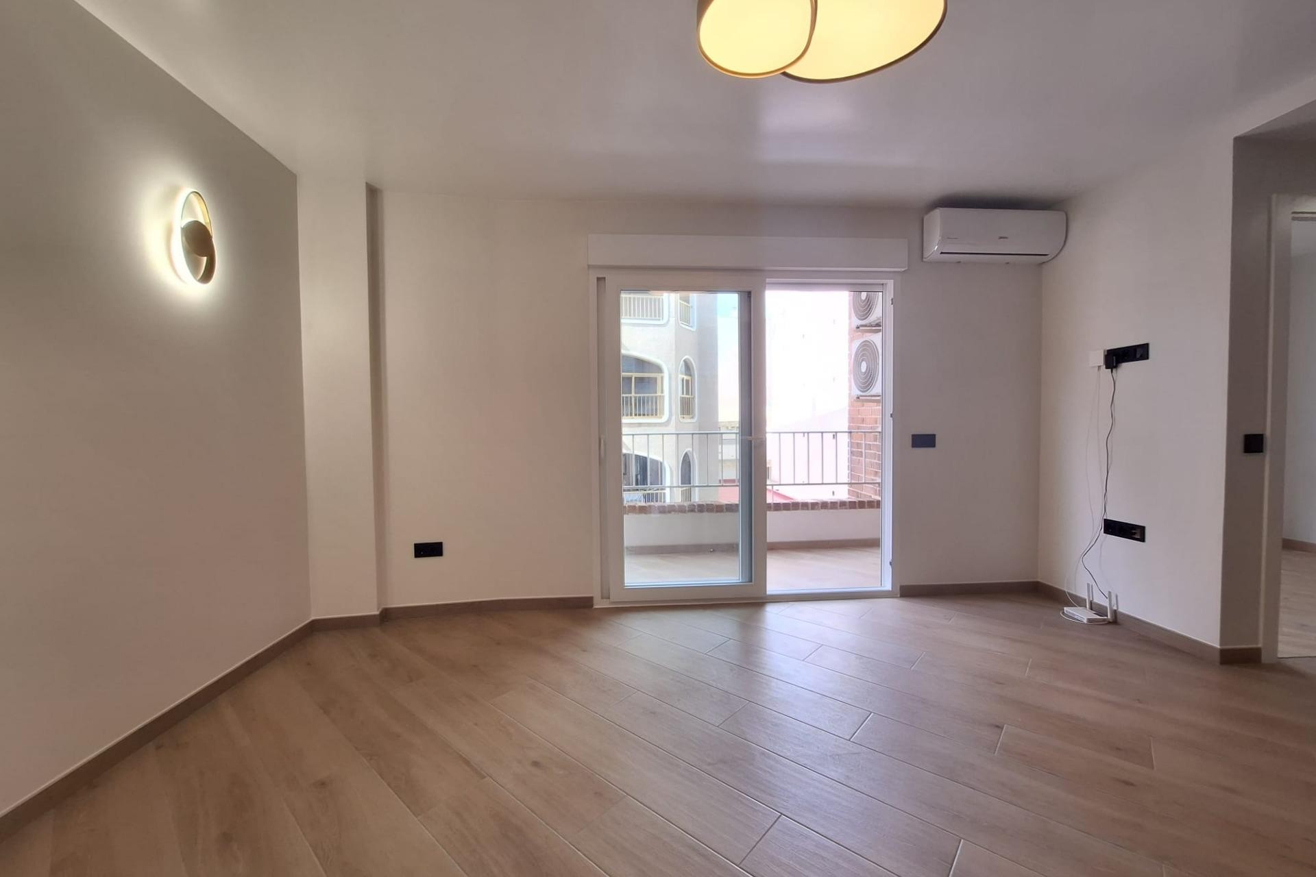 Reventa - Apartment -
Torrevieja - Playa de los Locos