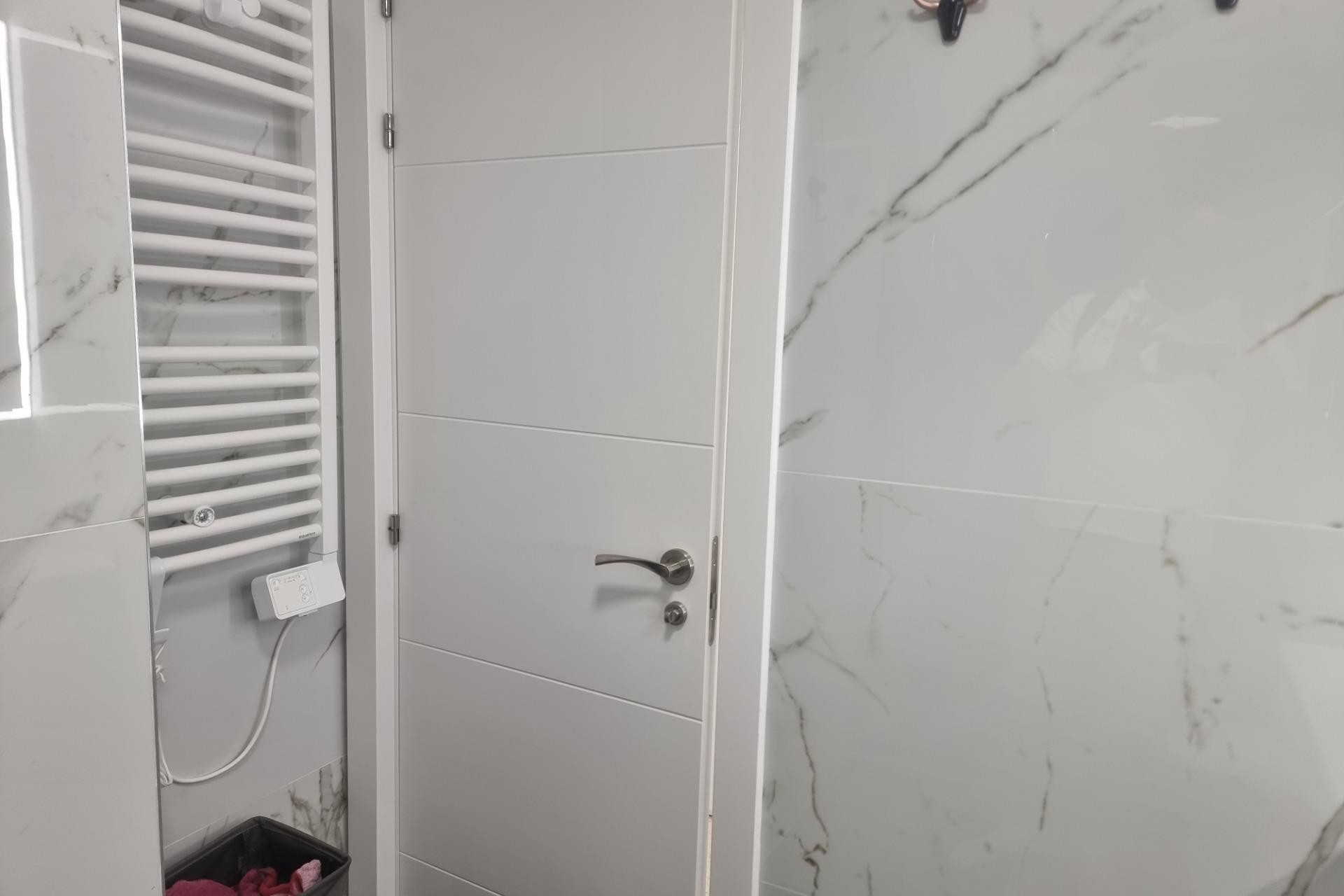 Reventa - Apartment -
Torrevieja - Playa de los Locos