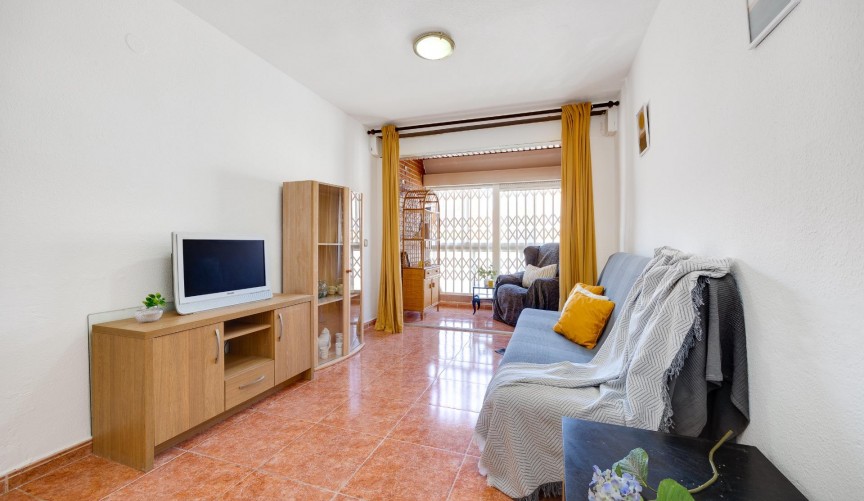 Reventa - Apartment -
Torrevieja - Playa De Los Naufragos