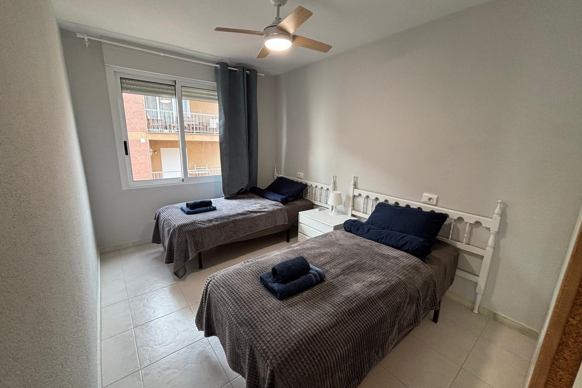 Reventa - Apartment -
Torrevieja - Playa De Los Naufragos