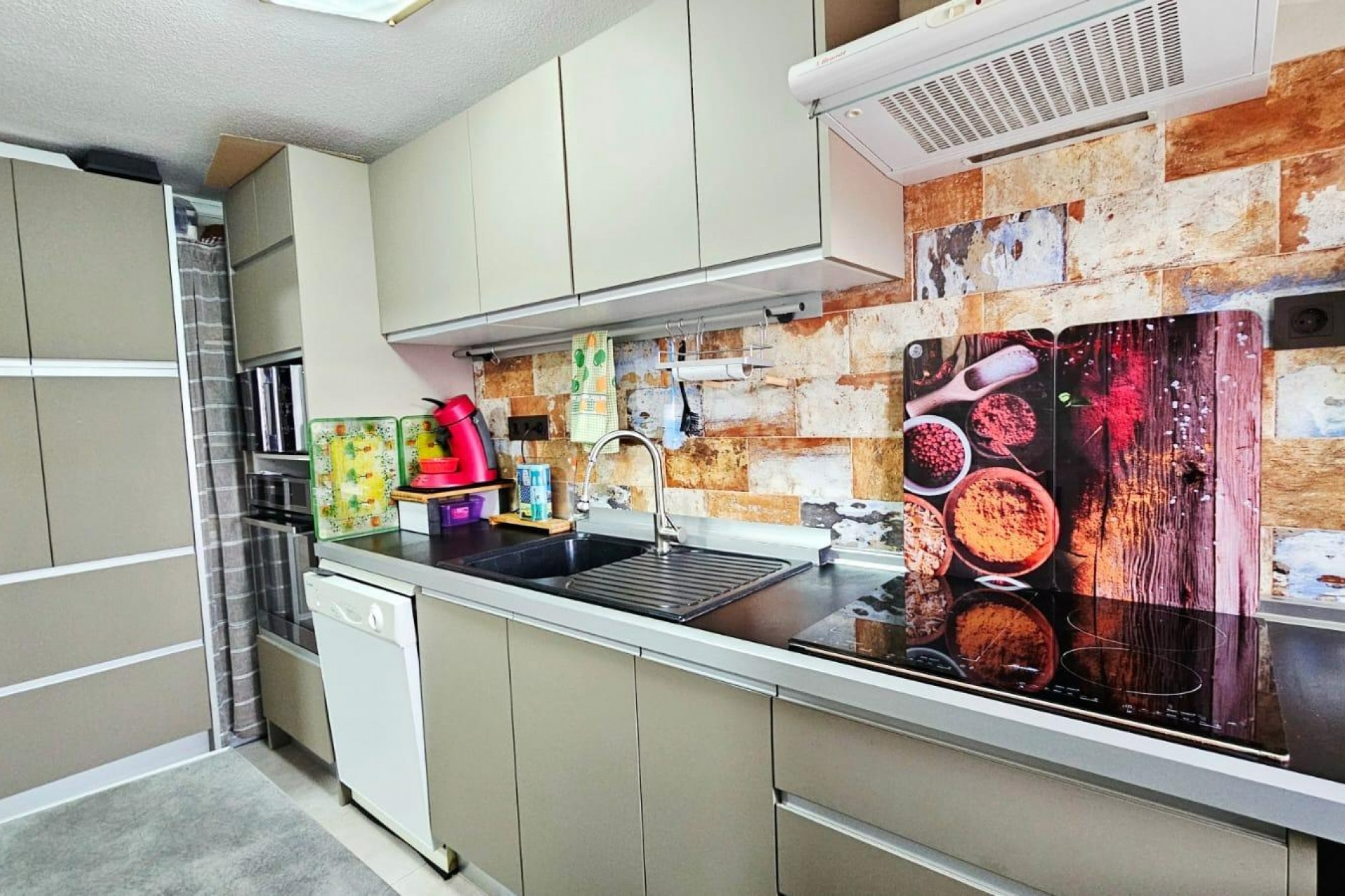 Reventa - Apartment -
Torrevieja - Playa De Los Naufragos