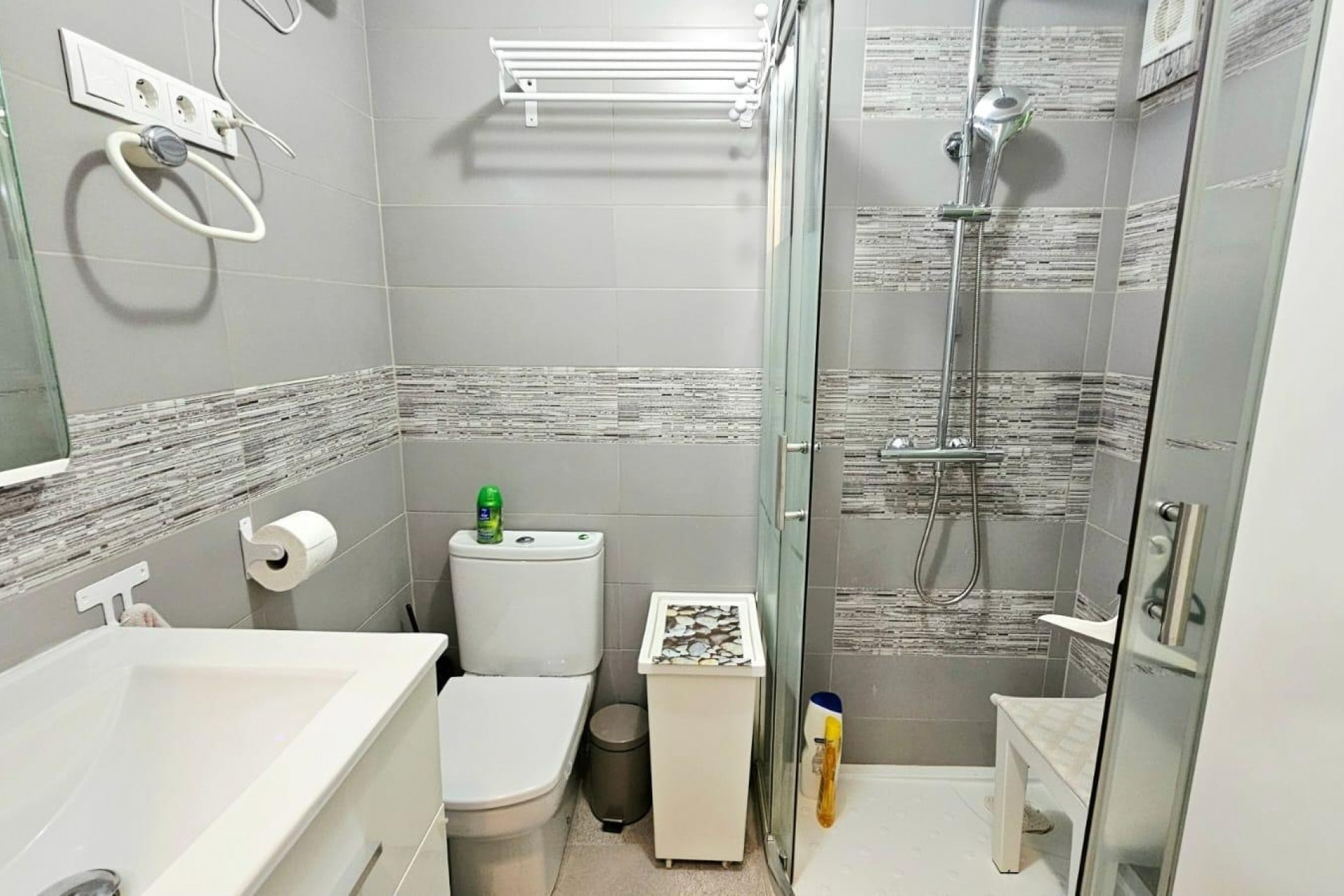 Reventa - Apartment -
Torrevieja - Playa De Los Naufragos