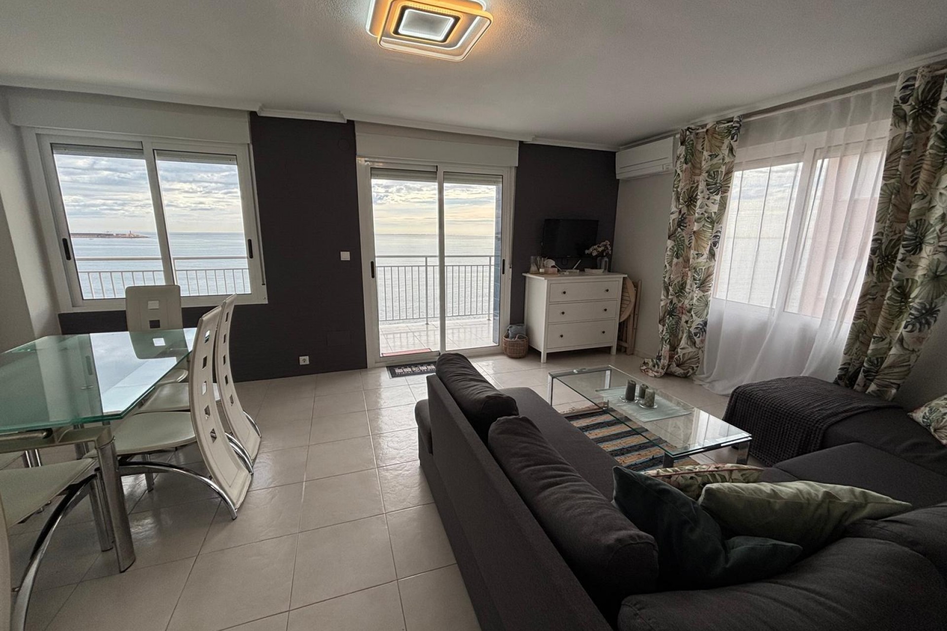 Reventa - Apartment -
Torrevieja - Playa De Los Naufragos