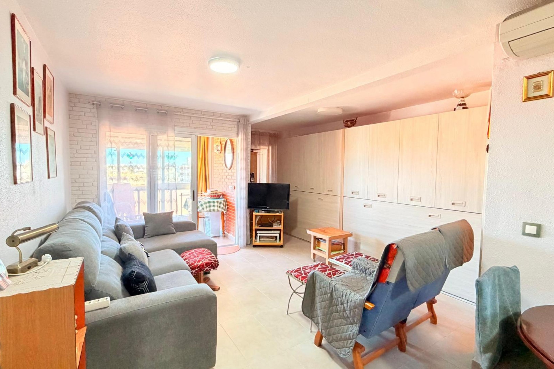 Reventa - Apartment -
Torrevieja - Playa De Los Naufragos