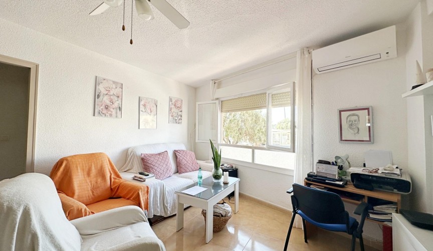 Reventa - Apartment -
Torrevieja - Playa De Los Naufragos
