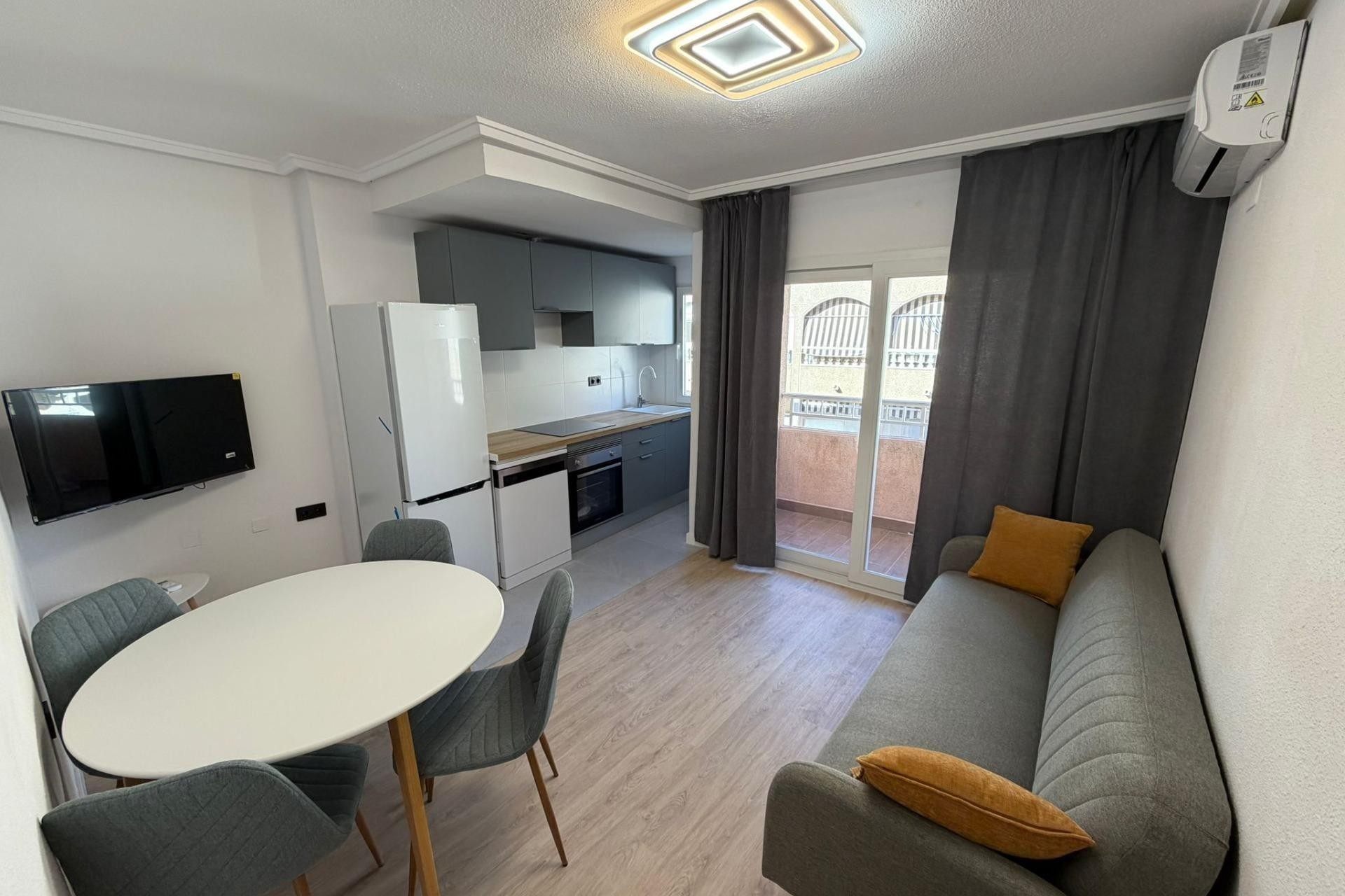 Reventa - Apartment -
Torrevieja - Playa del Cura