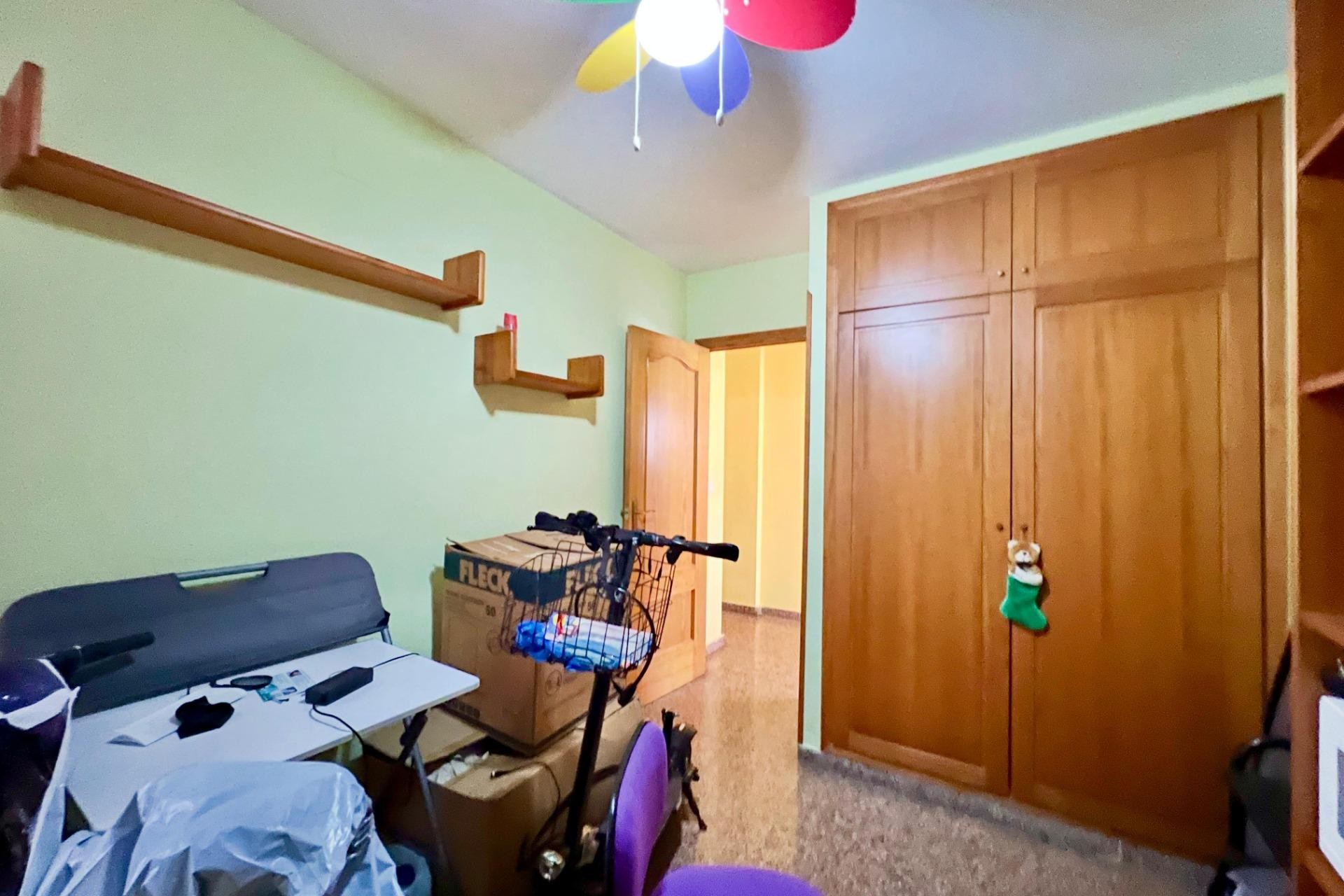 Reventa - Apartment -
Torrevieja - Puerto Deportivo