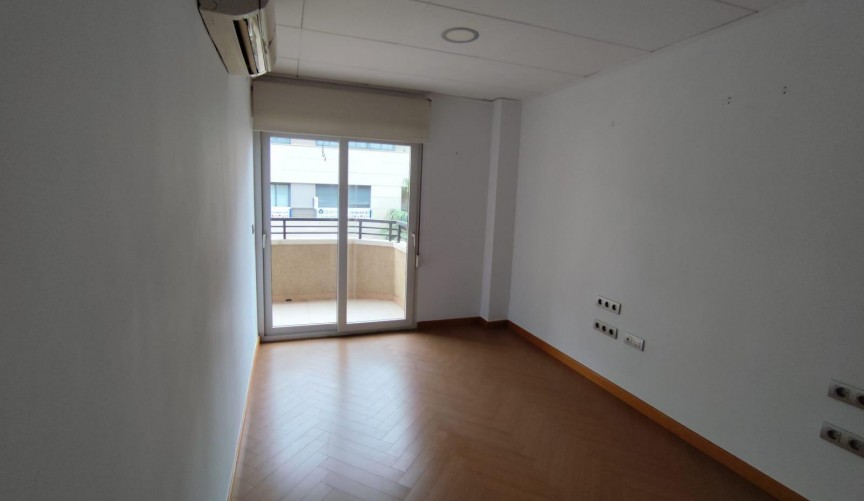 Reventa - Apartment -
Torrevieja - Puerto