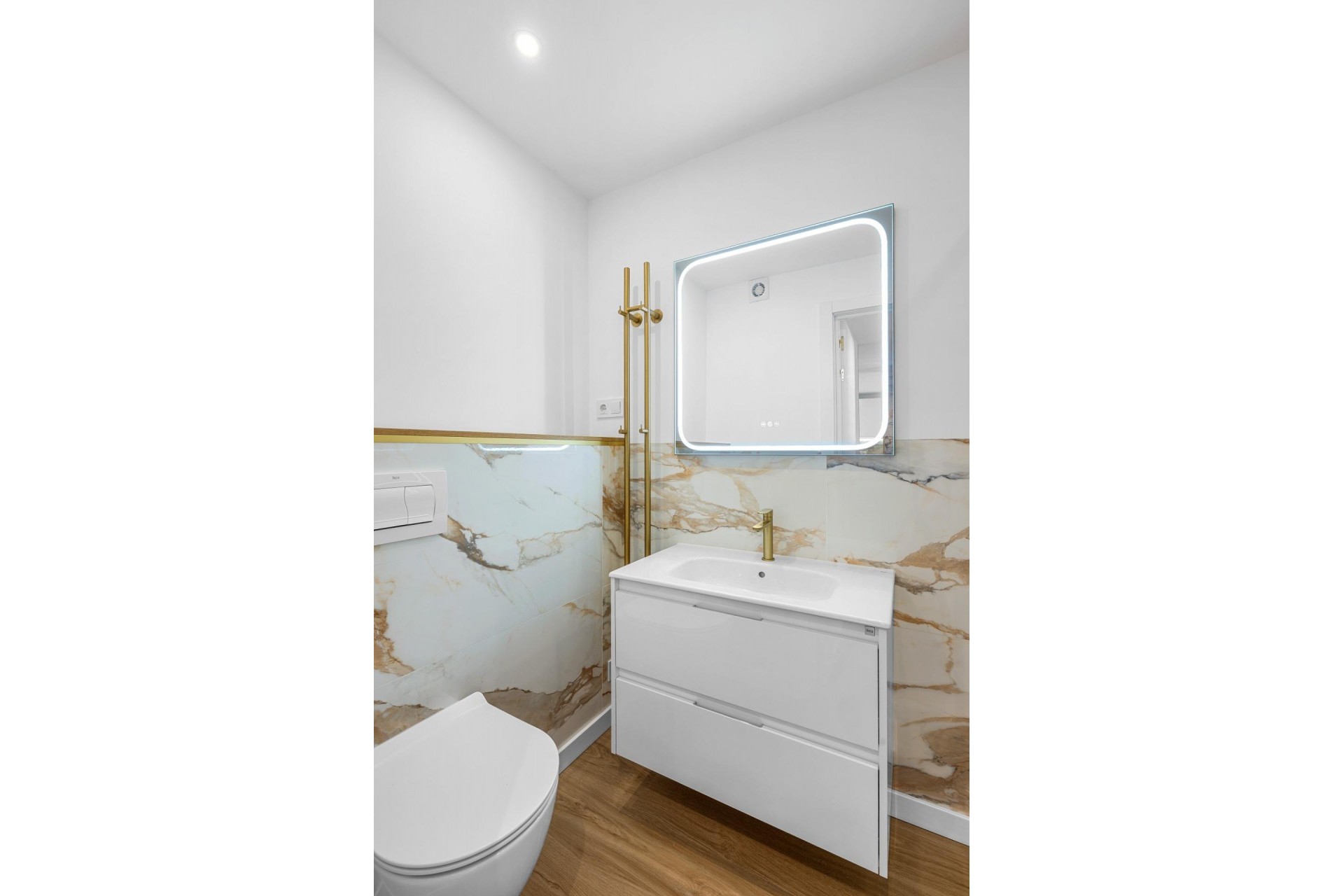 Reventa - Apartment -
Torrevieja - Punta Prima