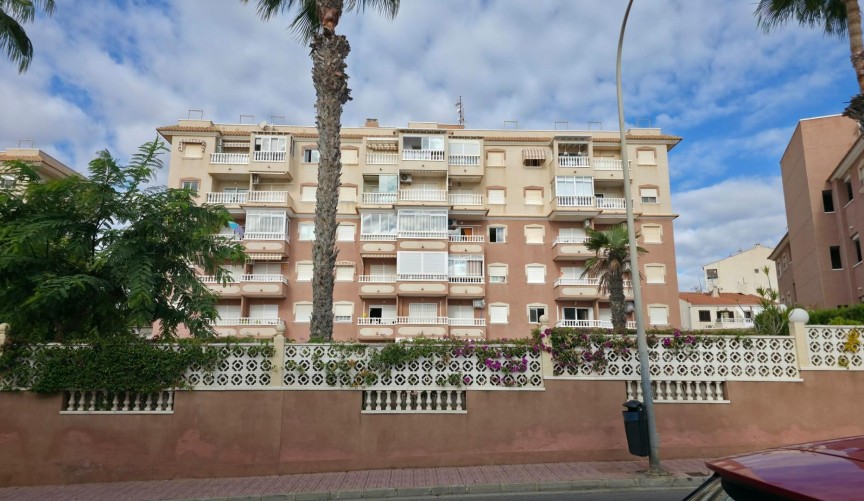 Reventa - Apartment -
Torrevieja - Torreblanca