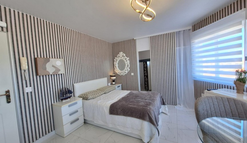 Reventa - Apartment -
Torrevieja - Torrejón