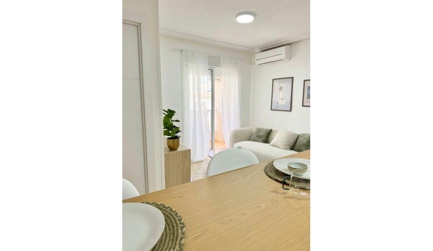 Reventa - Apartment -
Torrevieja