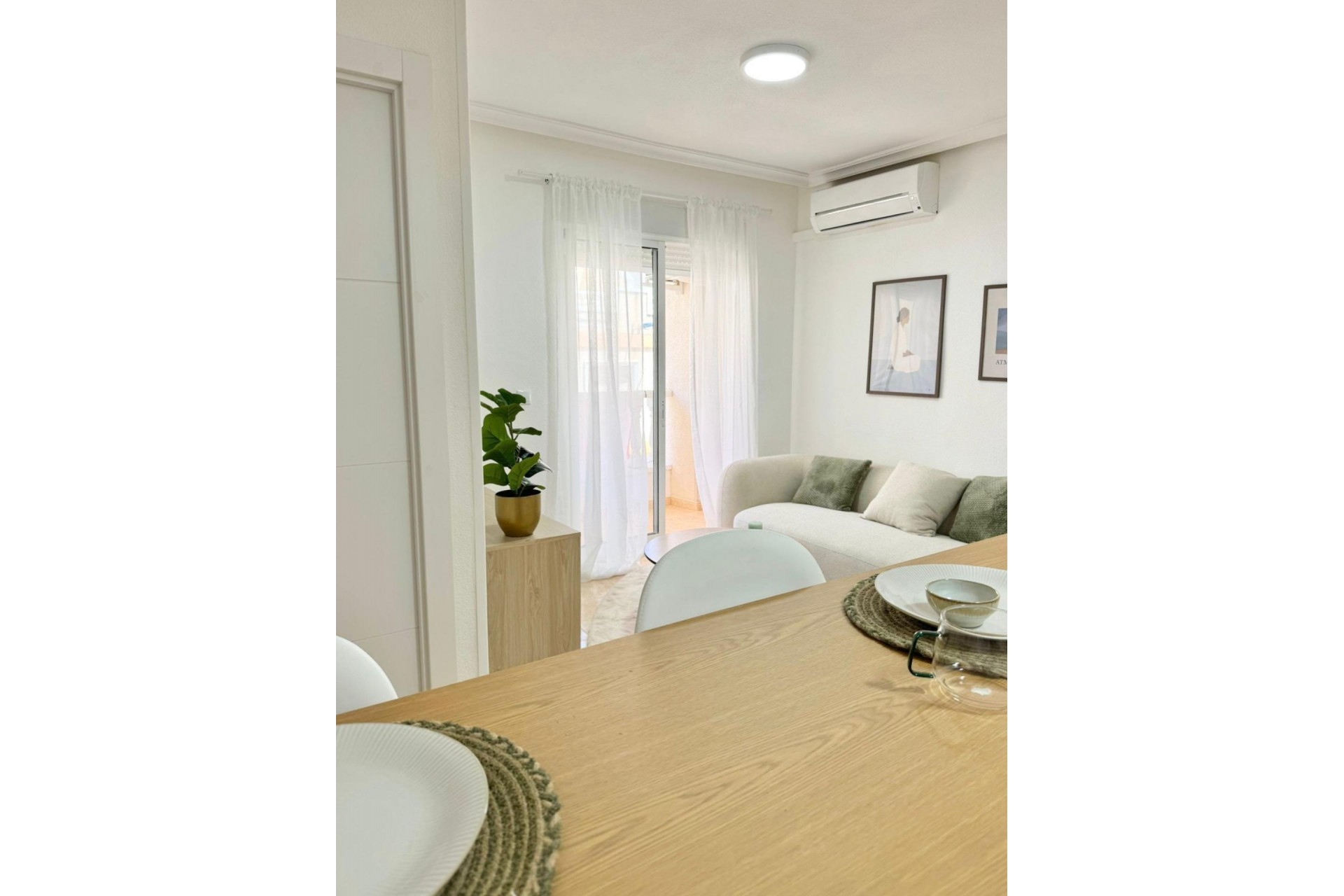 Reventa - Apartment -
Torrevieja