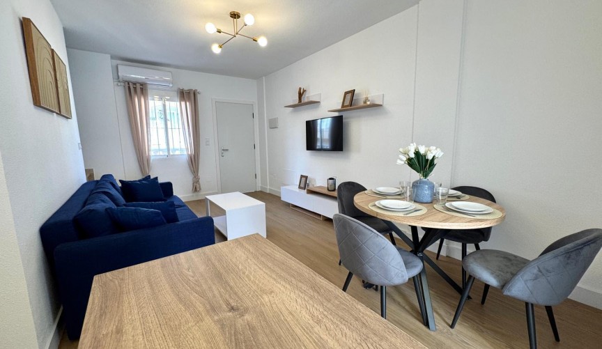 Reventa - Apartment -
Villamartin - Costa Blanca